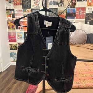 Universal Thread Dark Wash Denim Vest